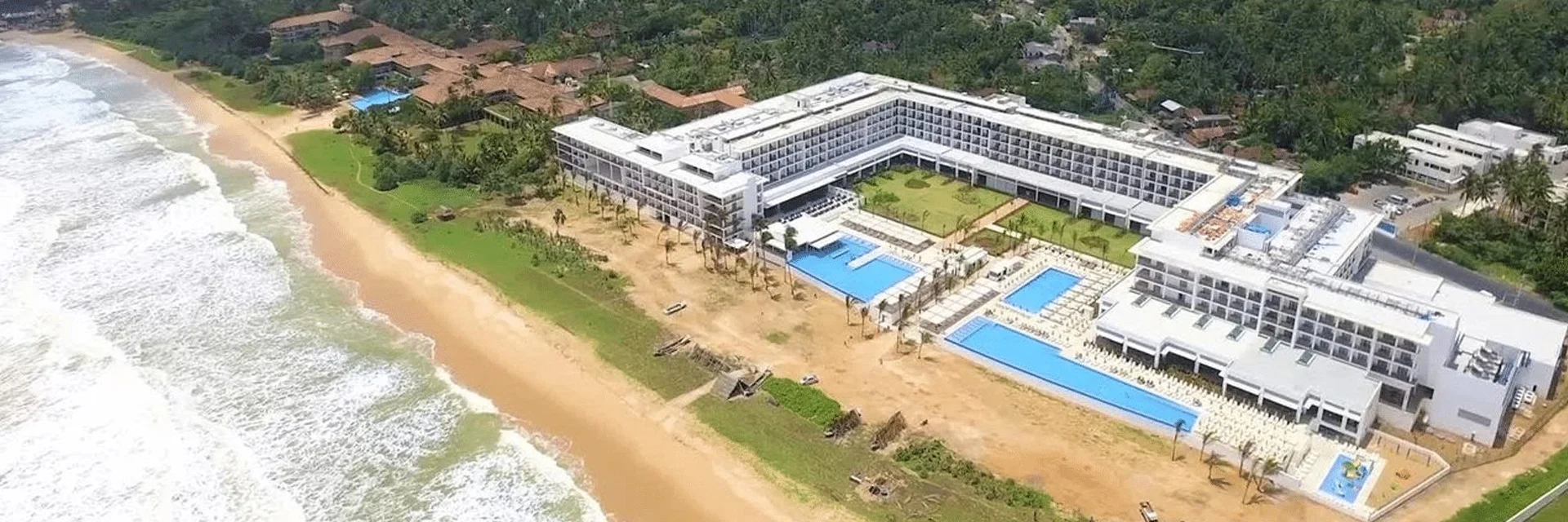Enjoy the Exotic stay of Sri Lanka Safari and Maldives – All Inclusive